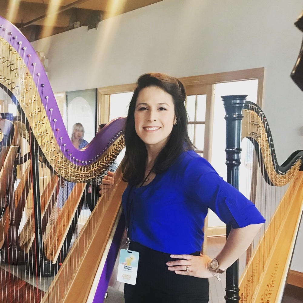 Meet your Posher, Manijéh